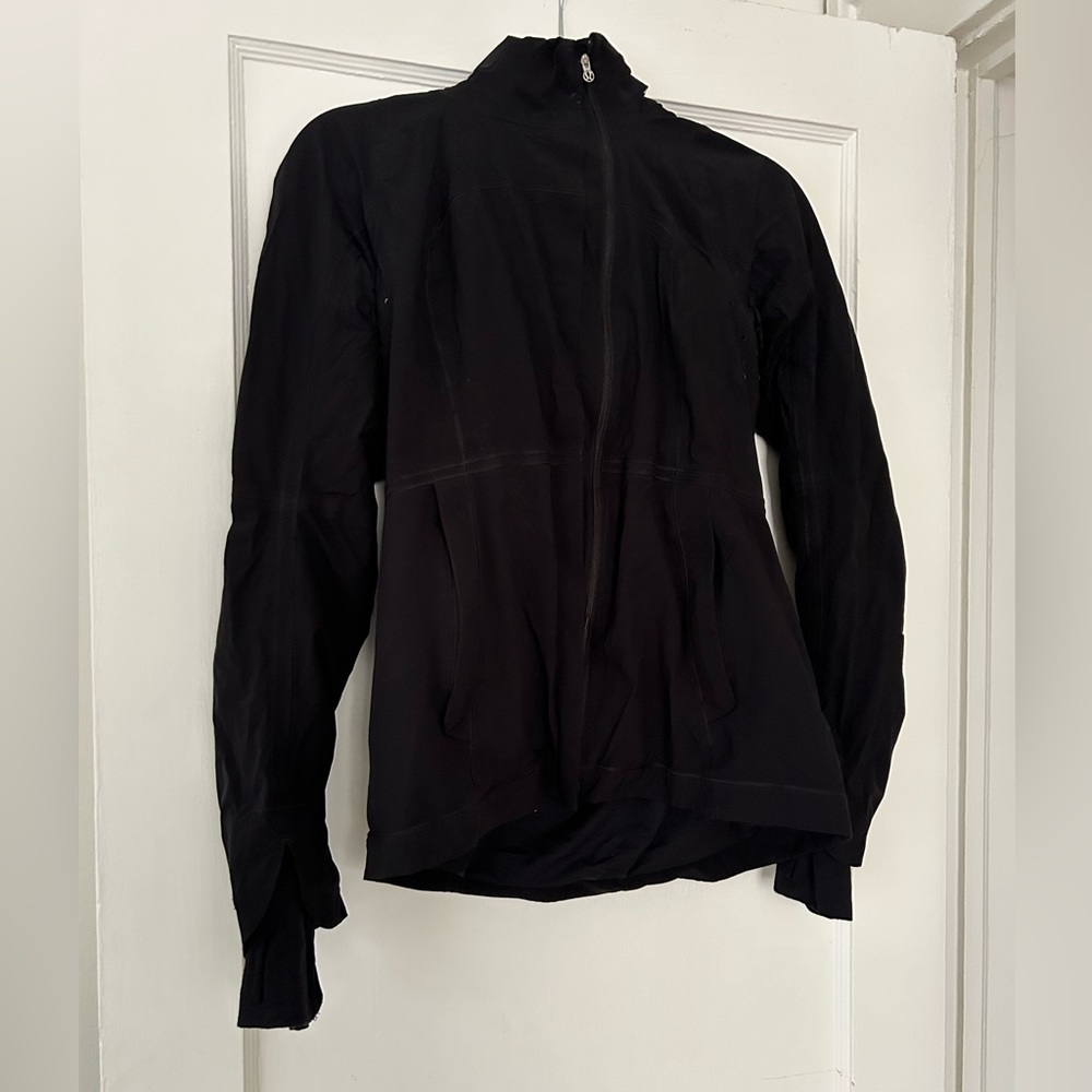 Lululemon water repellent running jacket